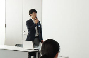 23年卒 夏季インターンシップ 阪急阪神ホールディングス株式会社 Recruiting Site 23年卒 夏季インターンシップ 阪急阪神ホールディングス株式会社 Recruiting Site